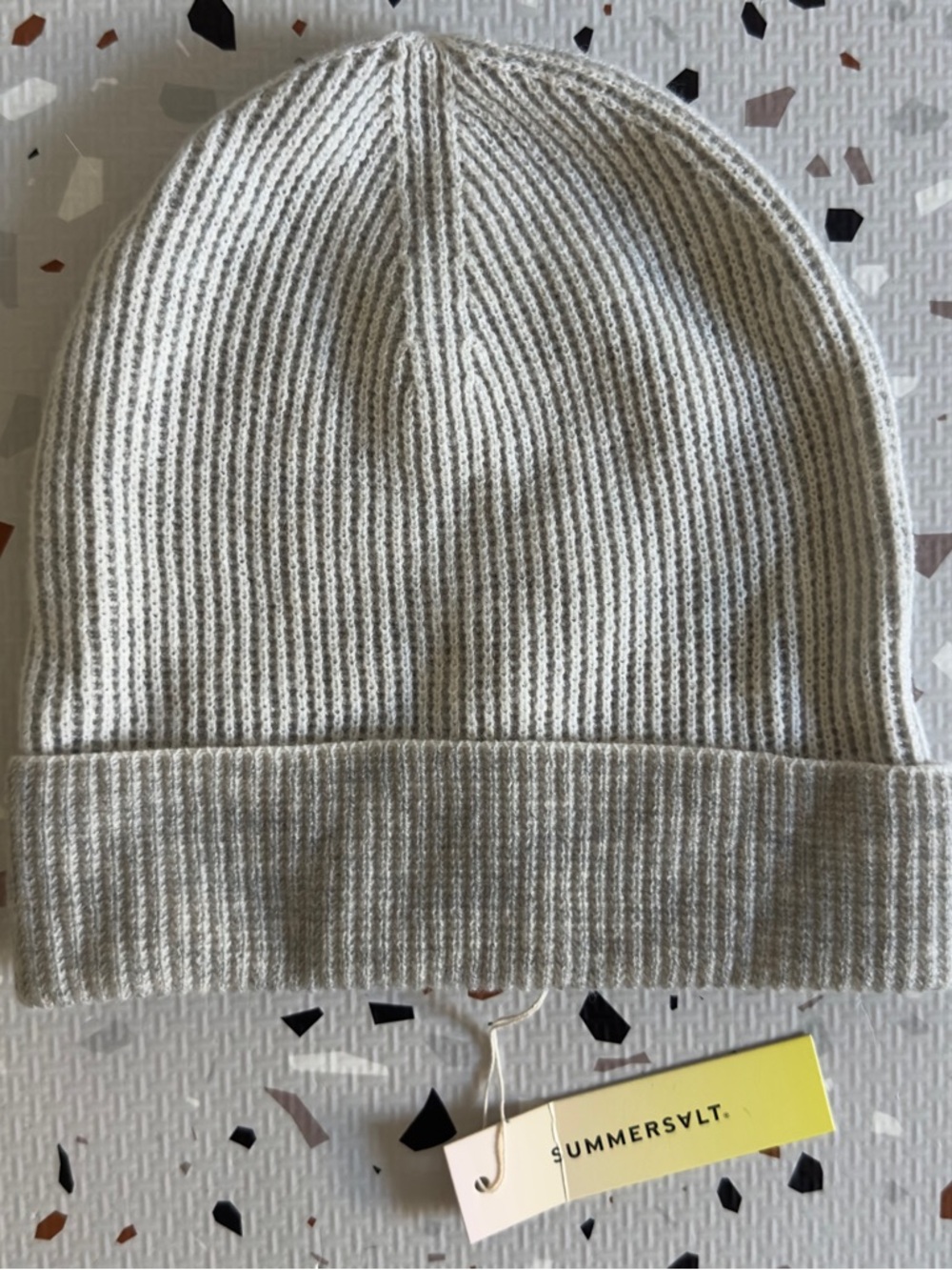 Summersalt The Coziest Cashmere Blend Hat Beanie in Wolf & White Sand